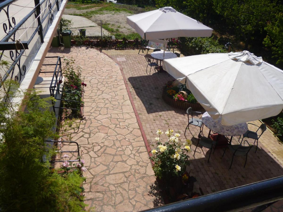Kostas Apartments & Studios Agios Georgios Pagon Eksteriør bilde