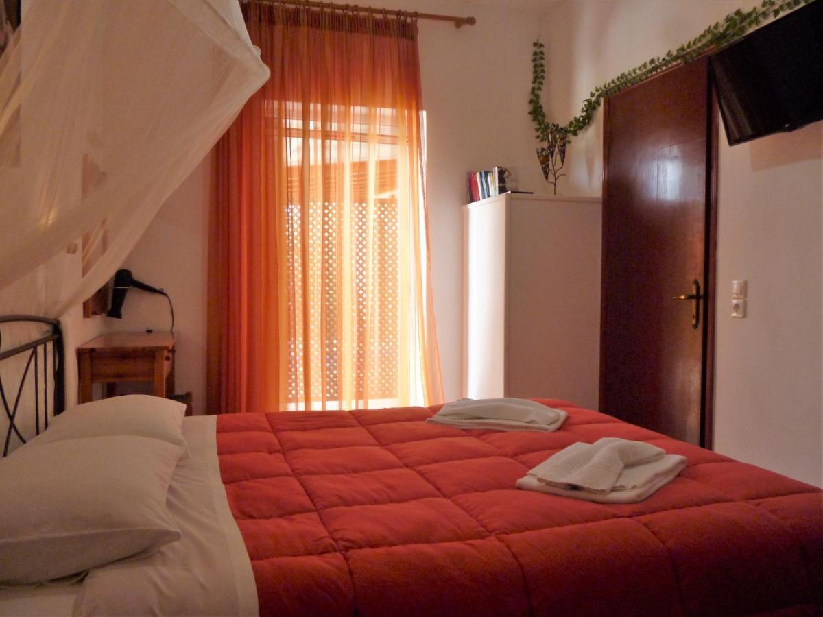 Kostas Apartments & Studios Agios Georgios Pagon Eksteriør bilde