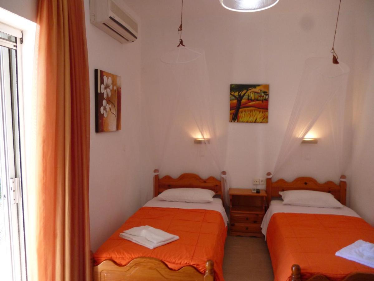 Kostas Apartments & Studios Agios Georgios Pagon Eksteriør bilde