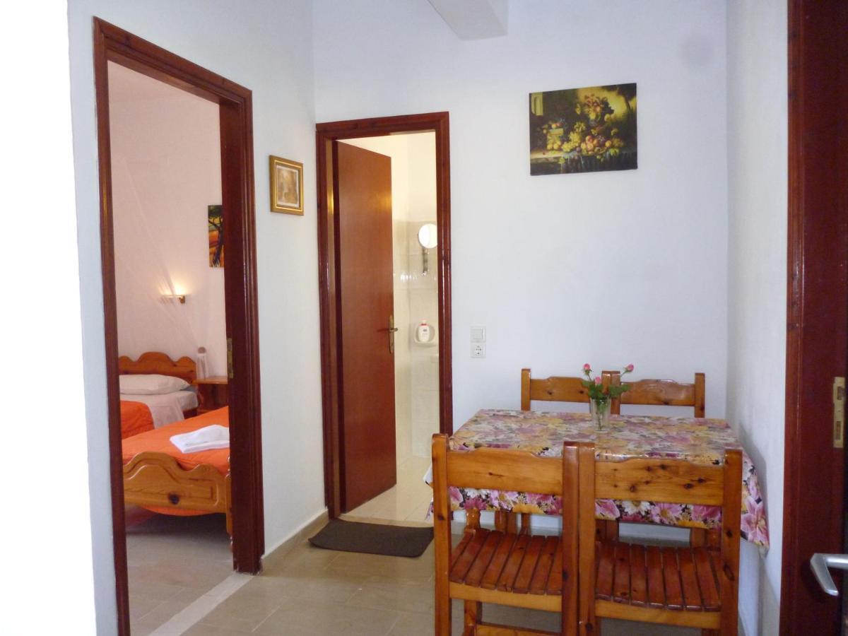 Kostas Apartments & Studios Agios Georgios Pagon Eksteriør bilde