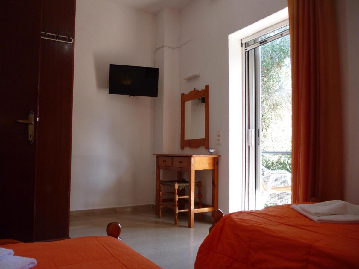 Kostas Apartments & Studios Agios Georgios Pagon Eksteriør bilde